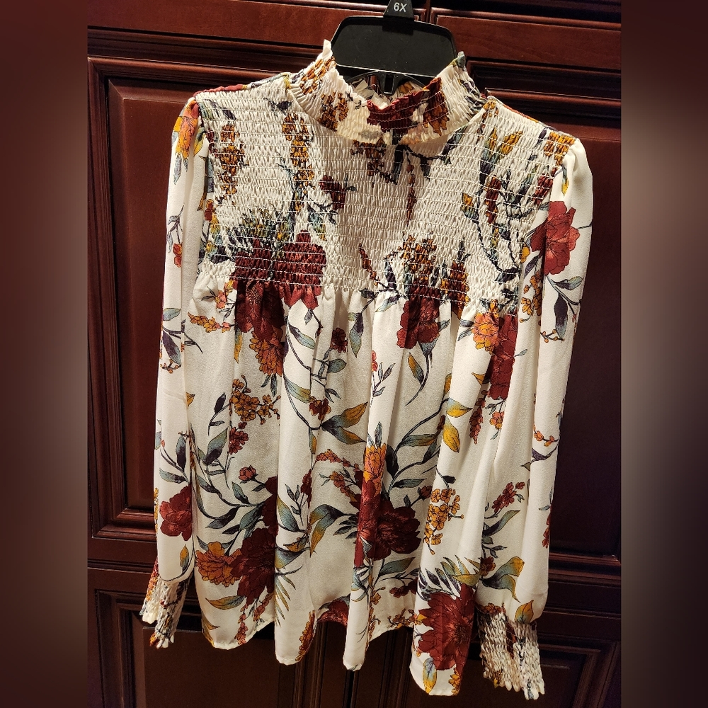 Cure floral blouse